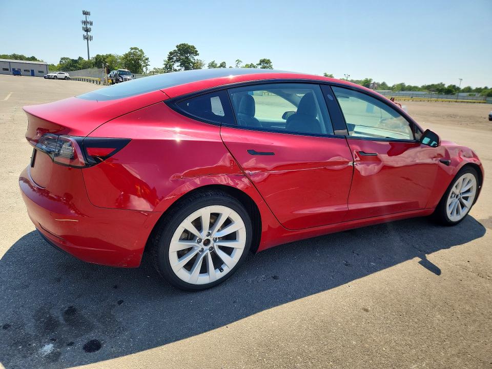 2022 Tesla Model 3 მანქანა იყიდება აუქციონზე, vin: 5YJ3E1EA4NF185846, აუქციონის ნომერი: 63737886