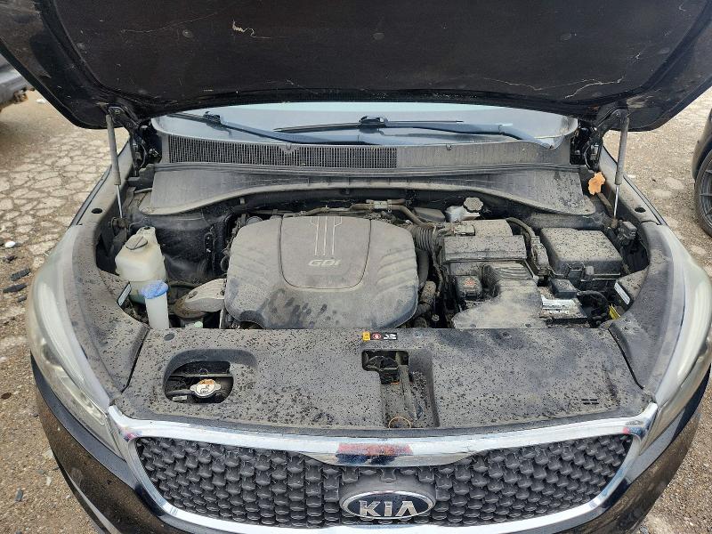 64768146 :رقم المزاد ، 5XYPGDA53HG187994 vin ، 2017 Kia Sorento مزاد بيع