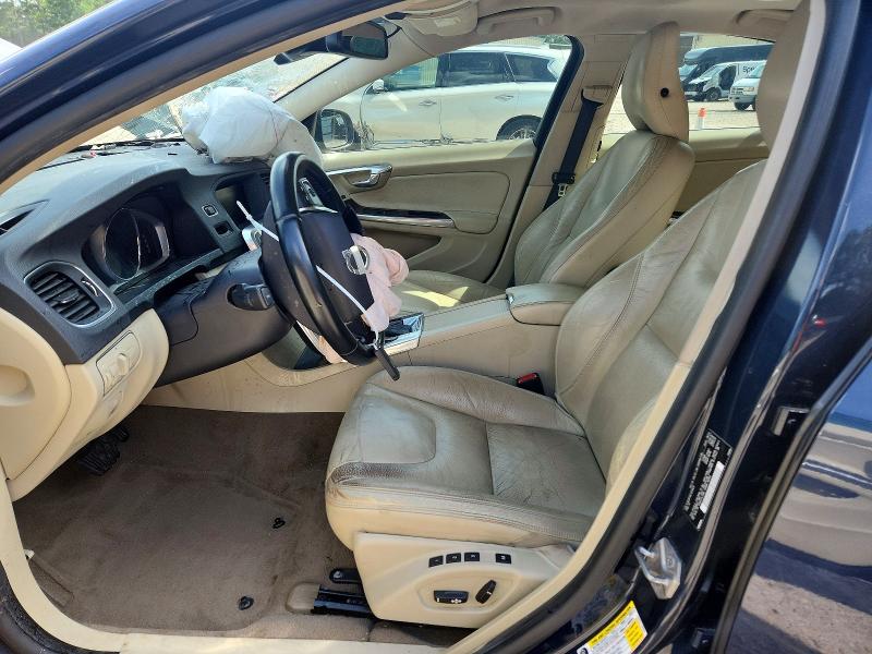 63774136 :رقم المزاد ، YV1612FH4E1285829 vin ، 2014 Volvo S60 مزاد بيع