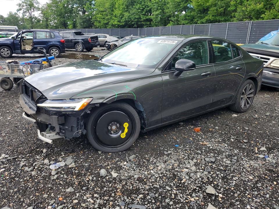 2022 Volvo S60 მანქანა იყიდება აუქციონზე, vin: 7JRL12FZXNG161659, აუქციონის ნომერი: 63674726
