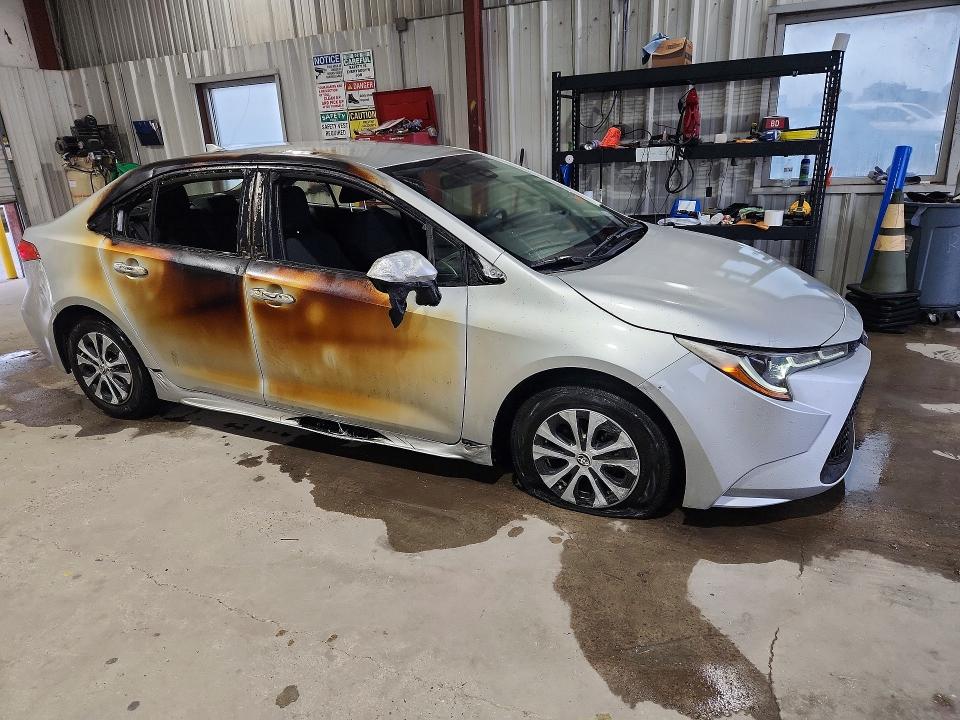 2022 Toyota Corolla მანქანა იყიდება აუქციონზე, vin: JTDEAMDE8NJ035824, აუქციონის ნომერი: 63191756