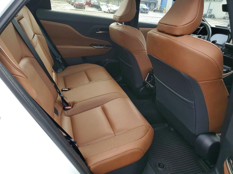 64951486 :رقم المزاد ، JTDACAAJ2T3038633 vin ، 2026 Toyota Crown Signia مزاد بيع