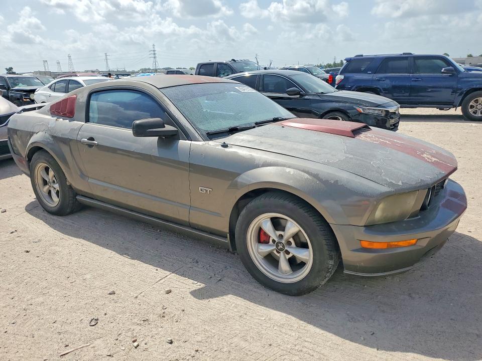 Продажа на аукционе авто 2005 Ford Mustang, vin: 1ZVFT82H055119130, номер лота: 65472116
