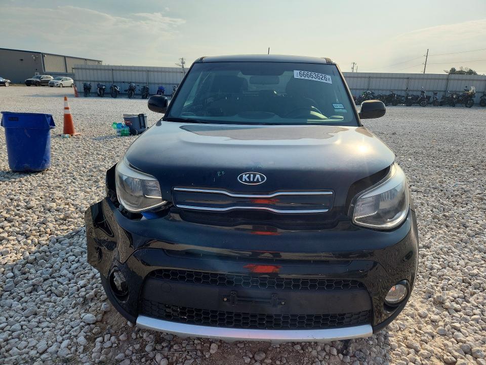 Продажа на аукционе авто 2017 Kia Soul, vin: KNDJP3A56H7463873, номер лота: 66663626