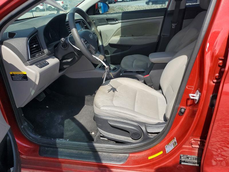 63894456 :رقم المزاد ، 5NPD84LF5HH005565 vin ، 2017 Hyundai Elantra مزاد بيع