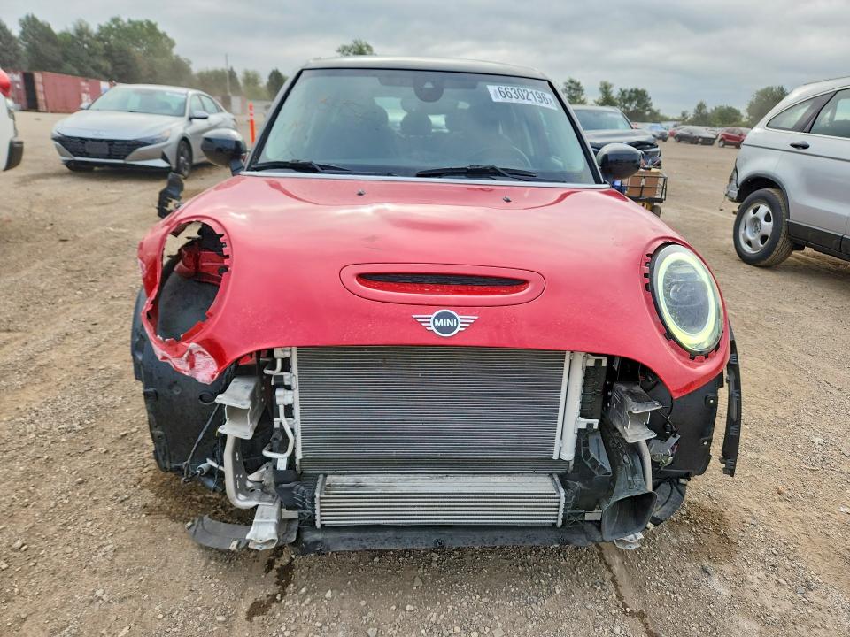 66302196 :رقم المزاد ، WMW53DK00P2T50094 vin ، 2023 Mini Cooper مزاد بيع