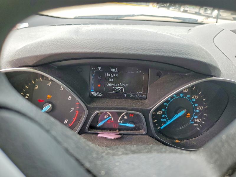 65813636 :رقم المزاد ، 1FMCU0F75GUB65868 vin ، 2016 Ford Escape مزاد بيع