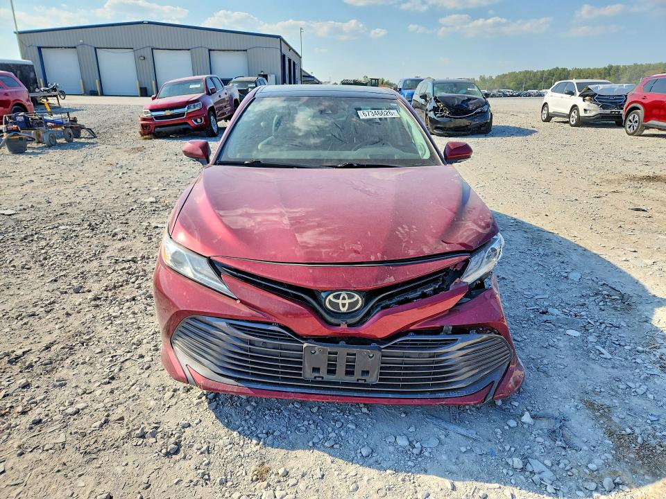 2019 Toyota Camry მანქანა იყიდება აუქციონზე, vin: 4T1B11HK1KU707388, აუქციონის ნომერი: 67346626