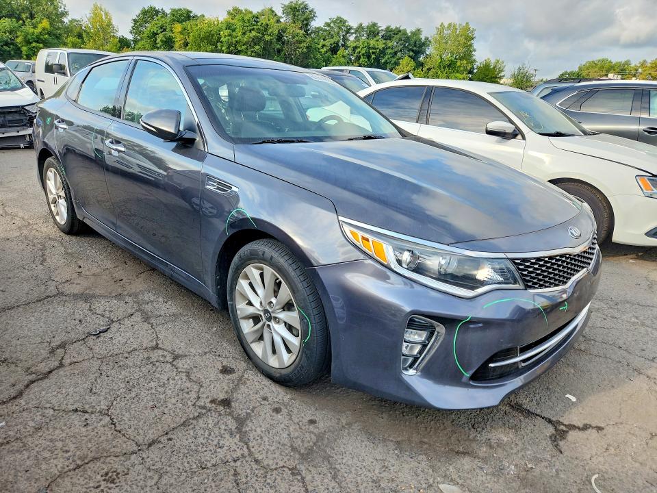 65914896 :رقم المزاد ، 5XXGT4L37JG241234 vin ، 2018 Kia Optima مزاد بيع