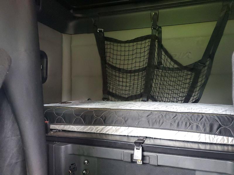 Продаж на аукціоні авто 2018 Freightliner Cascadia 126, vin: 3AKJHHDR8JSJR1331, номер лоту: 66830536