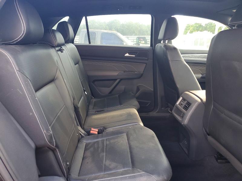 64268116 :رقم المزاد ، 1V2KE2CA2MC207440 vin ، 2021 Volkswagen Atlas Cross Sport مزاد بيع