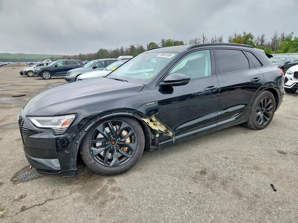 Продажа на аукционе авто 2021 Audi E-tron, vin: WA1LAAGE7MB001541, номер лота: 65941986