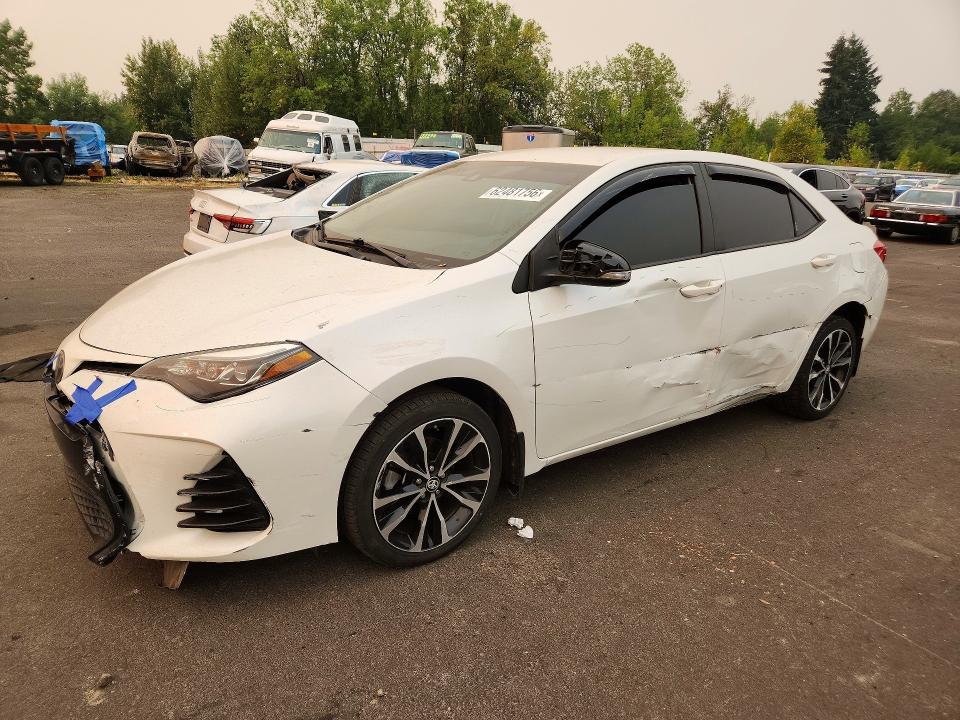 2017 Toyota Corolla მანქანა იყიდება აუქციონზე, vin: 5YFBURHE3HP613359, აუქციონის ნომერი: 62481756