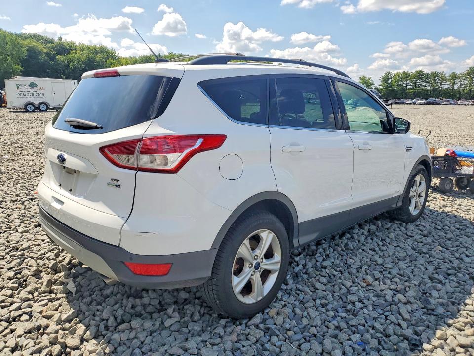 2016 Ford Escape მანქანა იყიდება აუქციონზე, vin: 1FMCU9GX7GUB42739, აუქციონის ნომერი: 65893686