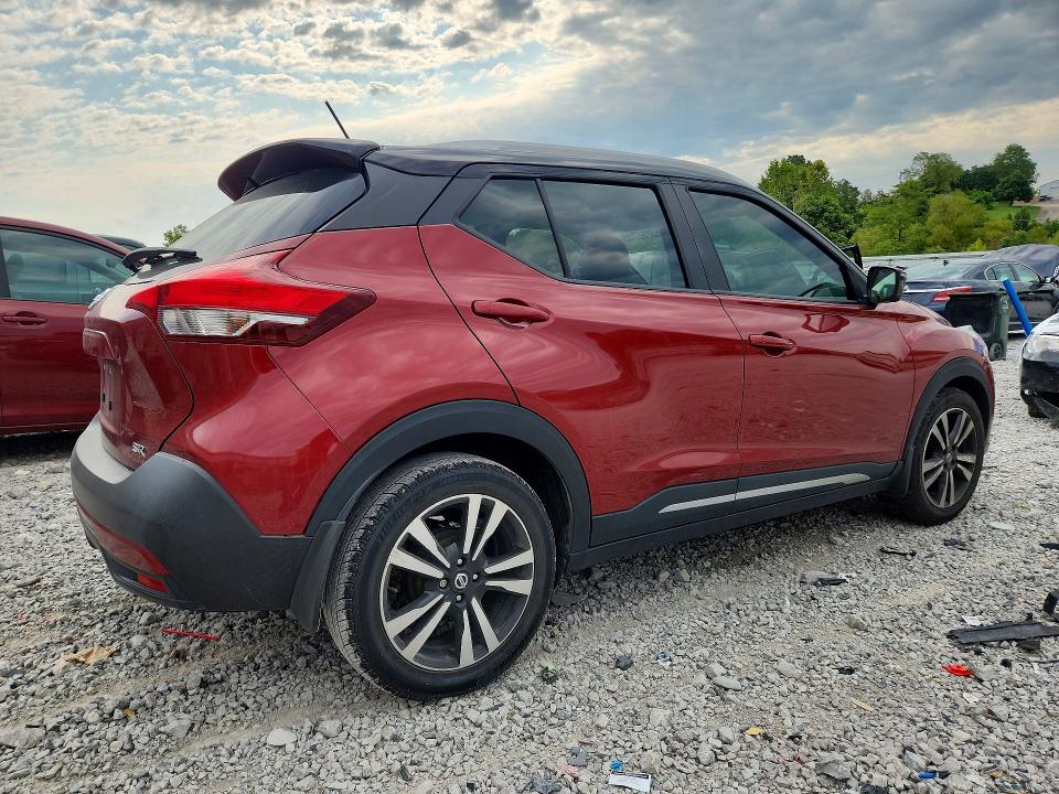 63235746 :رقم المزاد ، 3N1CP5CU1KL545654 vin ، 2019 Nissan Kicks مزاد بيع