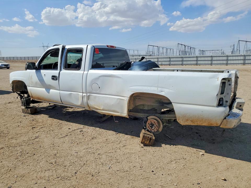 Продажа на аукционе авто 2000 Chevrolet Silverado, vin: 1GCGC29U3YE320564, номер лота: 64918366