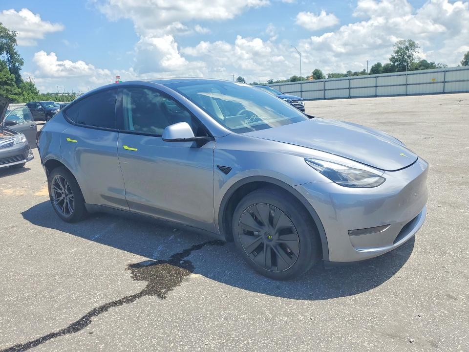 Продаж на аукціоні авто 2024 Tesla Model Y, vin: 7SAYGDEEXRA311413, номер лоту: 63989136