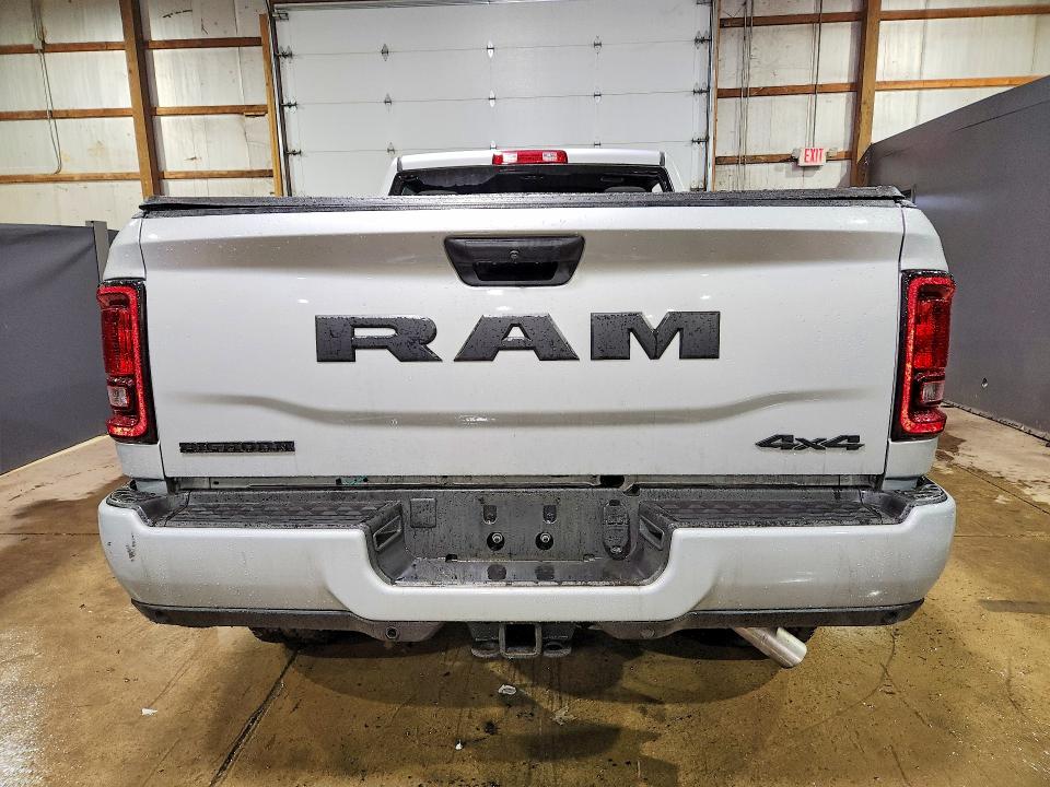 64627886 :رقم المزاد ، 3C6UR5DJXTG318576 vin ، 2026 Ram 2500 مزاد بيع
