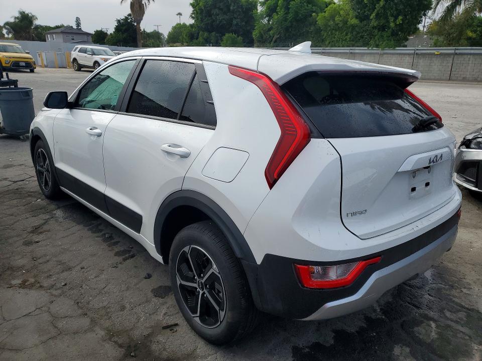 63441616 :رقم المزاد ، KNDCP3LE7T5330940 vin ، 2026 Kia Niro مزاد بيع