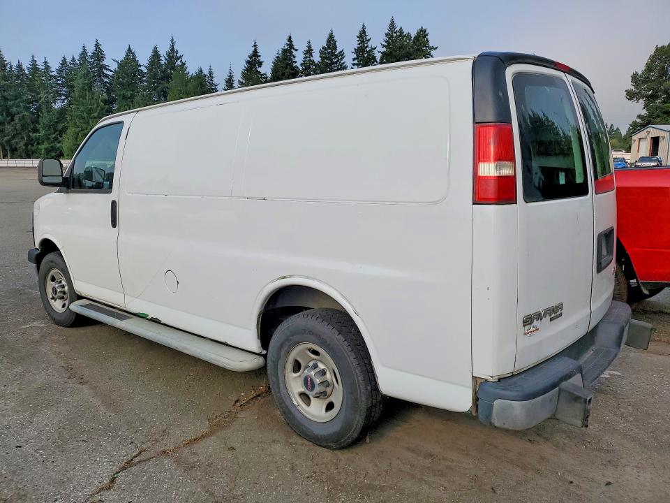 63540416 :رقم المزاد ، 1GTW7FCF4F1907250 vin ، 2015 Gmc Savana مزاد بيع