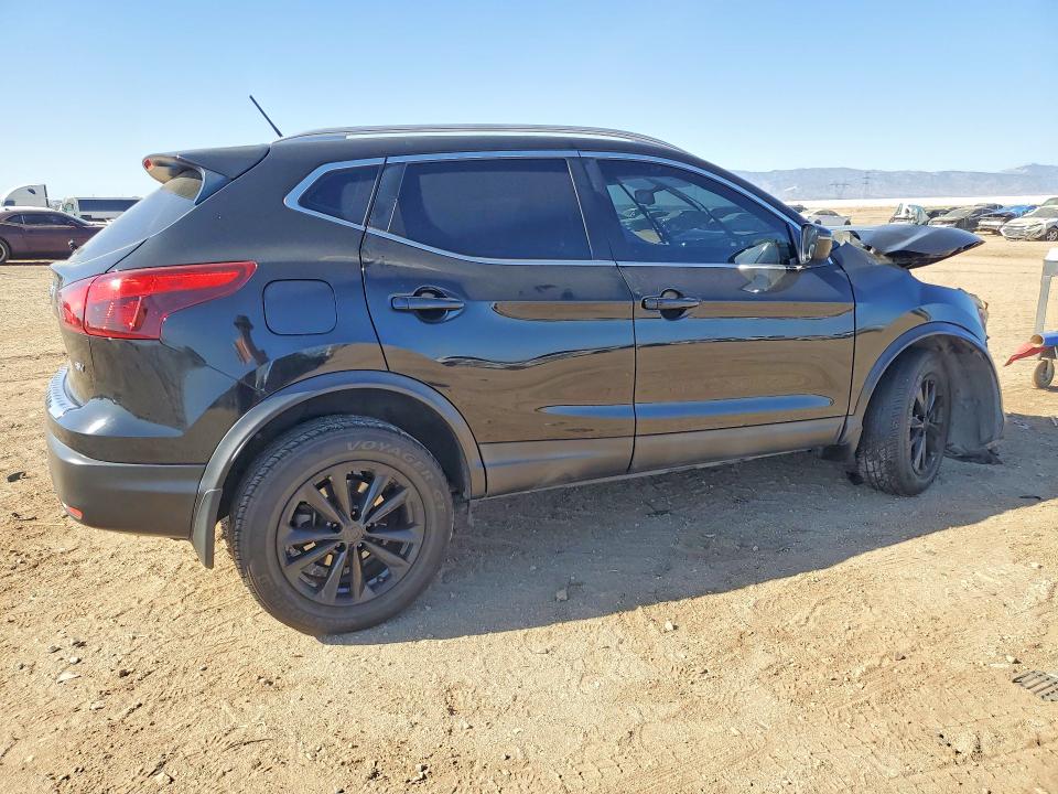 2017 Nissan Rogue Sport მანქანა იყიდება აუქციონზე, vin: JN1BJ1CP1HW034576, აუქციონის ნომერი: 66311386