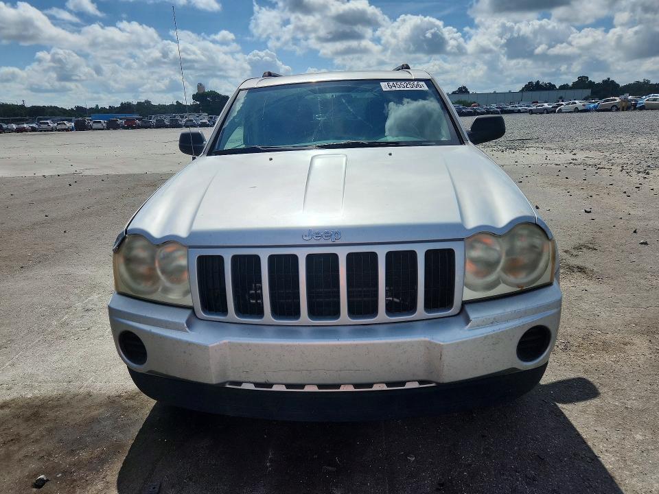 2005 Jeep Grand Cherokee მანქანა იყიდება აუქციონზე, vin: 1J4GR48K15C620034, აუქციონის ნომერი: 64552566