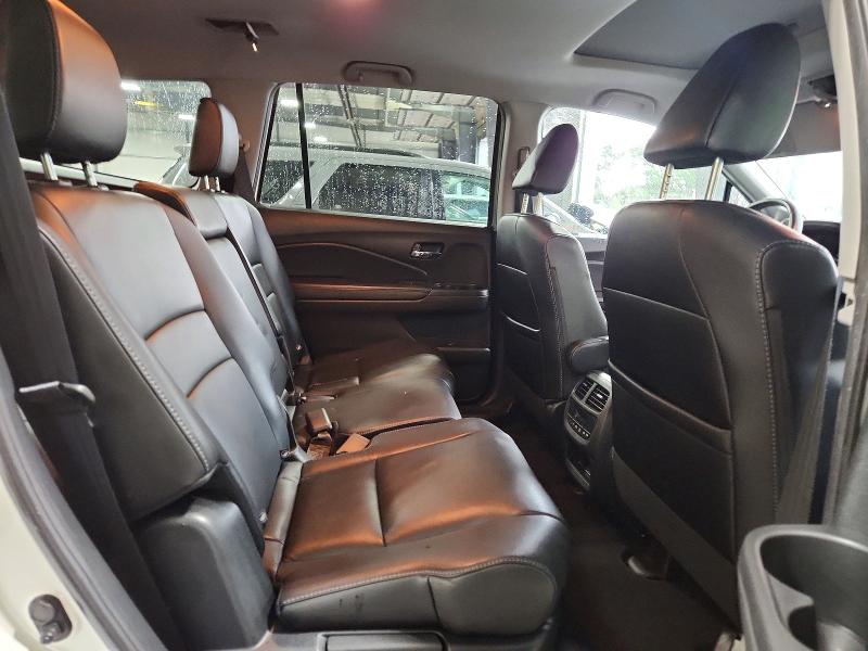 Продаж на аукціоні авто 2018 Honda Pilot, vin: 5FNYF6H56JB001726, номер лоту: 63580416