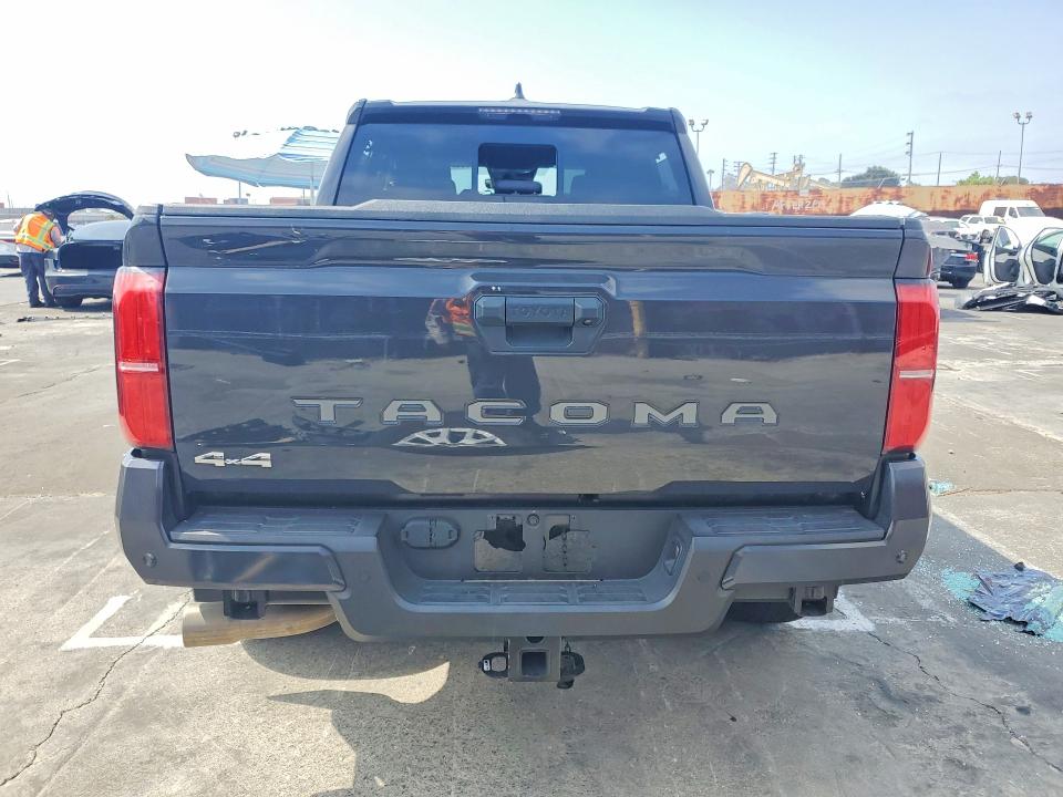 Продаж на аукціоні авто 2024 Toyota Tacoma, vin: 3TMLB5JN7RM026474, номер лоту: 63799256
