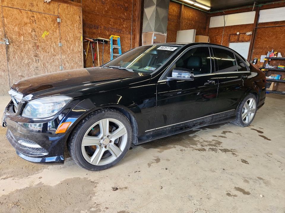 2011 Mercedes-benz C მანქანა იყიდება აუქციონზე, vin: WDDGF5EB8BR171250, აუქციონის ნომერი: 66257716