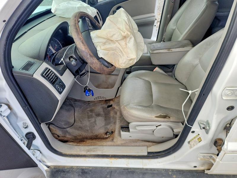 63515896 :رقم المزاد ، 2CNDL13F256138261 vin ، 2005 Chevrolet Equinox مزاد بيع