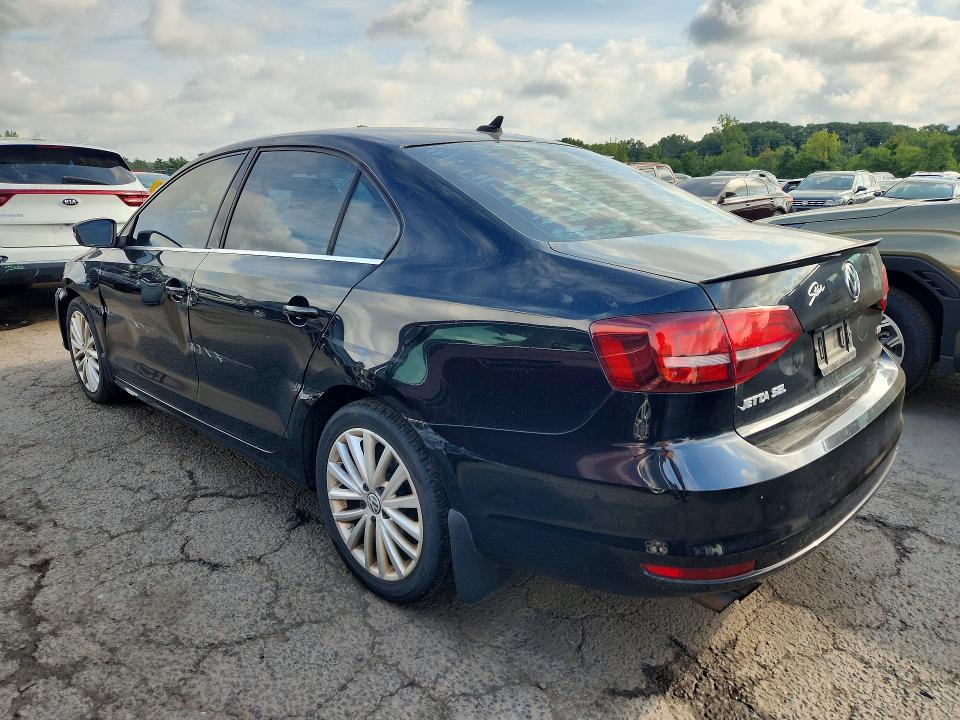 66379466 :رقم المزاد ، 3VWL17AJ0GM244682 vin ، 2016 Volkswagen Jetta مزاد بيع
