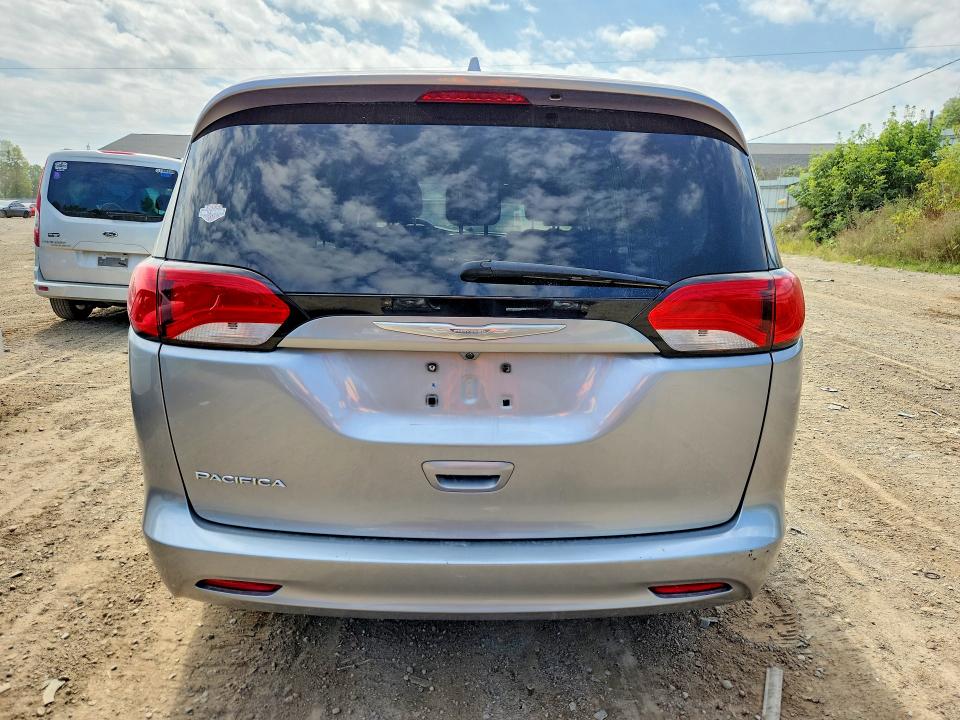 66009126 :رقم المزاد ، 2C4RC1CG4HR503044 vin ، 2017 Chrysler Pacifica مزاد بيع