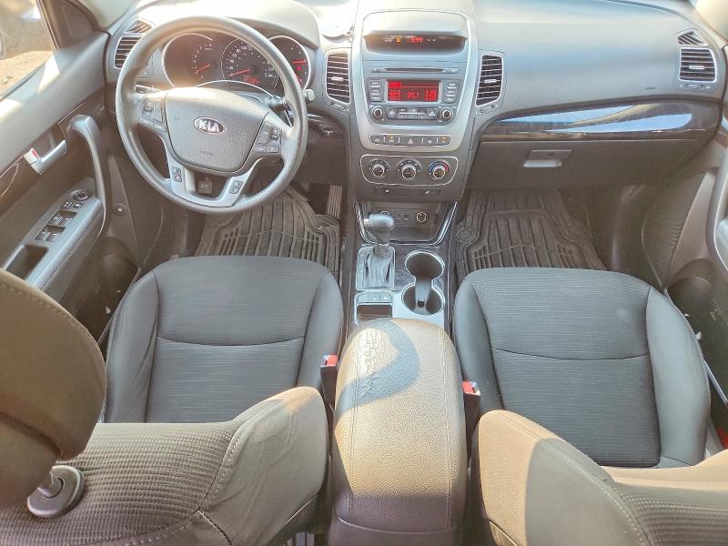 Продажа на аукционе авто 2015 Kia Sorento, vin: 5XYKTCA61FG645621, номер лота: 65566936