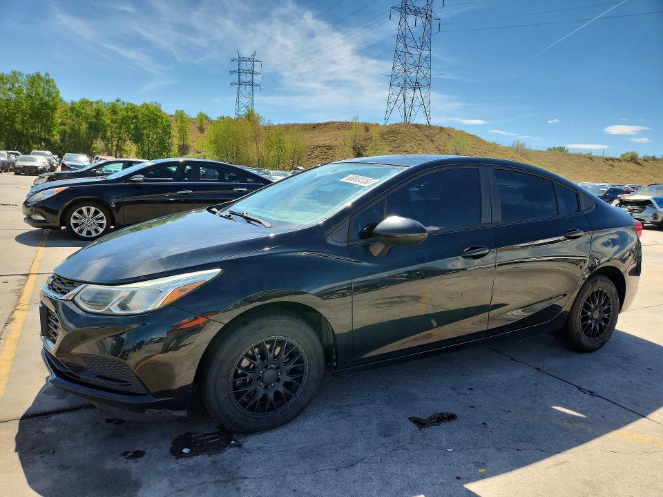 66069336 :رقم المزاد ، 1G1BB5SM3H7224231 vin ، 2017 Chevrolet Cruze مزاد بيع