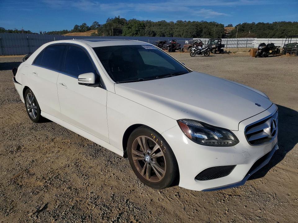Продажа на аукционе авто 2015 Mercedes-benz E-class, vin: WDDHF0EB7FB112194, номер лота: 66409706