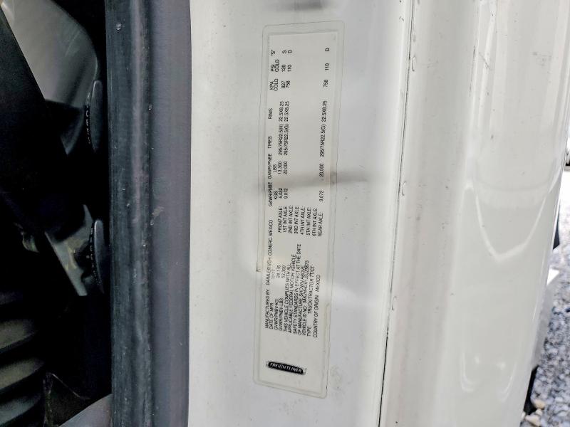 2018 Freightliner Cascadia 126 მანქანა იყიდება აუქციონზე, vin: 3AKJHHDR1JSJZ5673, აუქციონის ნომერი: 63556546