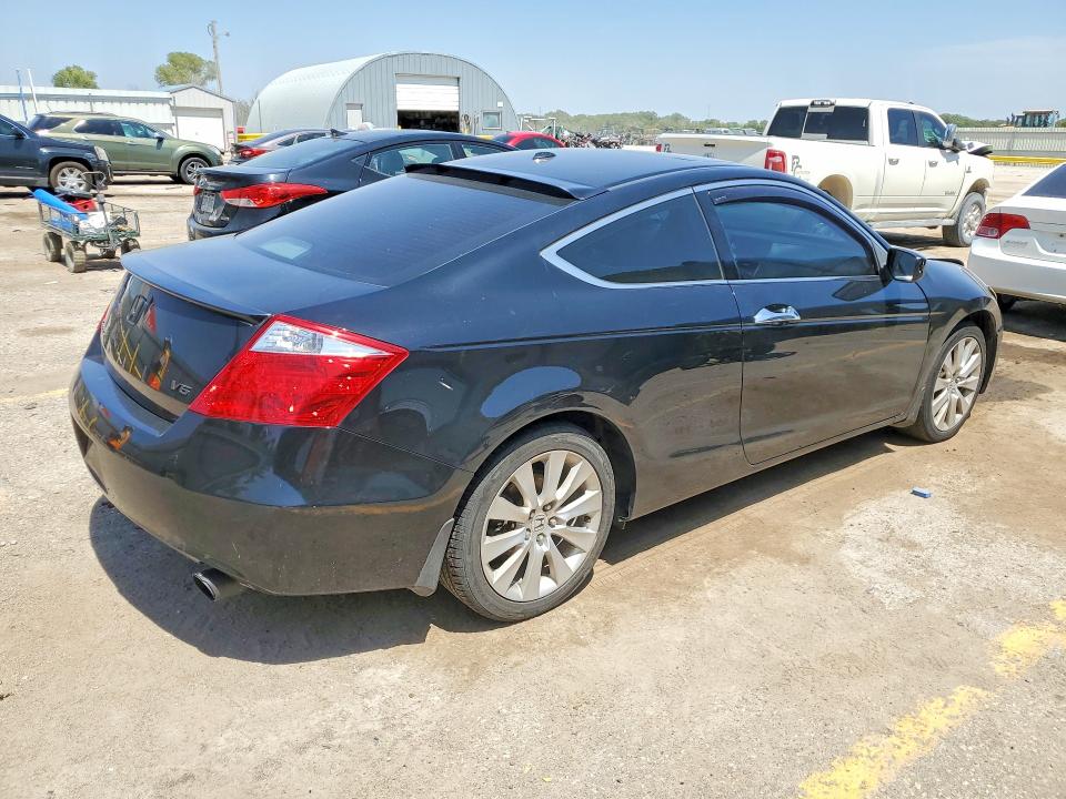 65139066 :رقم المزاد ، 1HGCS22859A004589 vin ، 2009 Honda Accord مزاد بيع