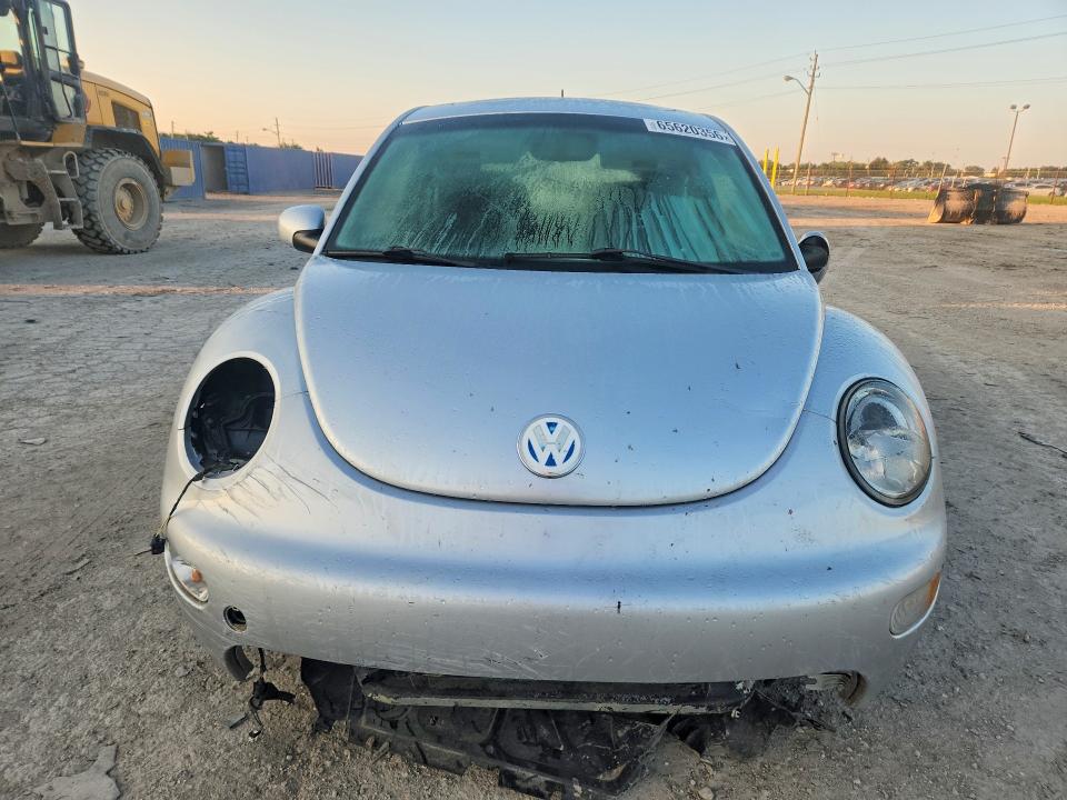 Aukcja sprzedaży 2002 Volkswagen New Beetle, vin: 3VWCB21C42M451537, numer aukcji: 65620356