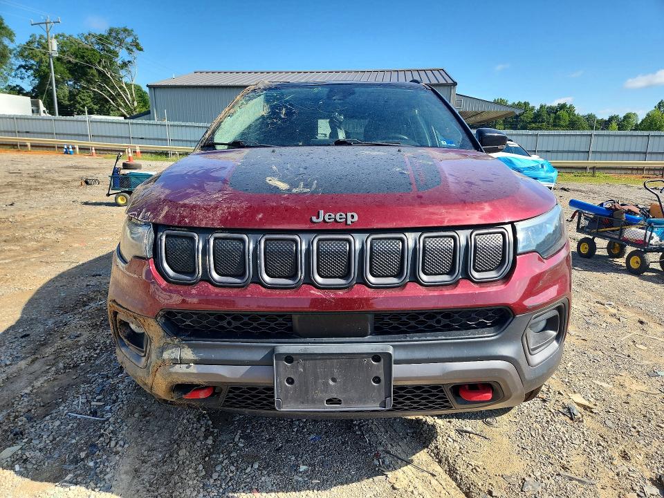 63853146 :رقم المزاد ، 3C4NJDDB1NT226189 vin ، 2022 Jeep Compass مزاد بيع