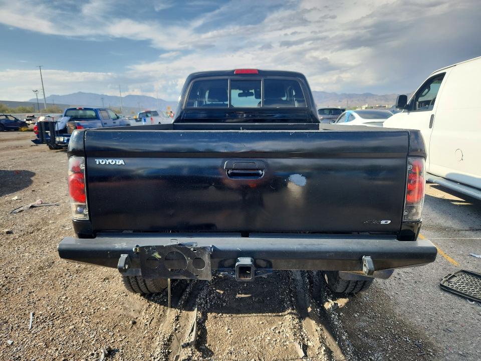Продажа на аукционе авто 2002 Toyota Tacoma, vin: 5TEWN72N52Z144000, номер лота: 64652676