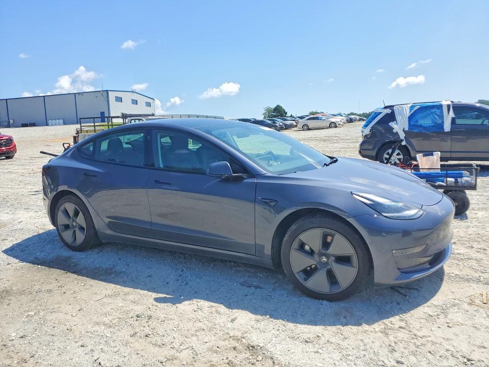 Продаж на аукціоні авто 2022 Tesla Model 3, vin: 5YJ3E1EBXNF323818, номер лоту: 65370356