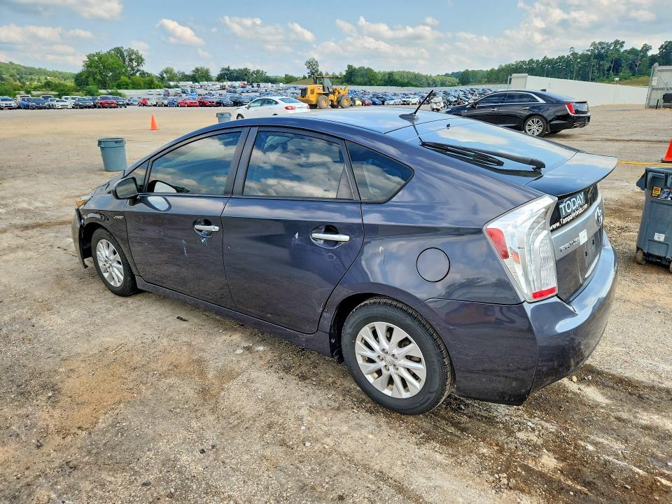 2014 Toyota Prius Plug-in Hybrid მანქანა იყიდება აუქციონზე, vin: JTDKN3DP3E3049654, აუქციონის ნომერი: 64265856