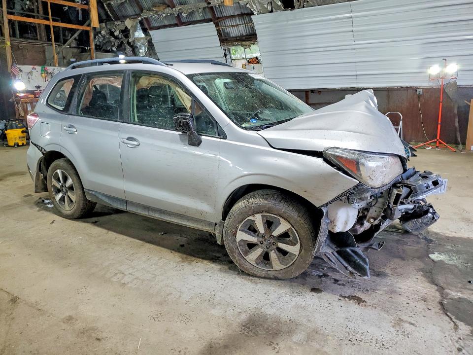 65917676 :رقم المزاد ، JF2SJABC5JH575797 vin ، 2018 Subaru Forester مزاد بيع