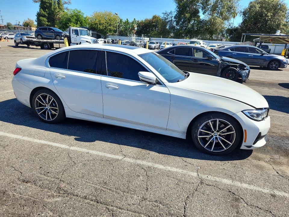 2021 Bmw 330i მანქანა იყიდება აუქციონზე, vin: 3MW5R1J00M8B68326, აუქციონის ნომერი: 66281736