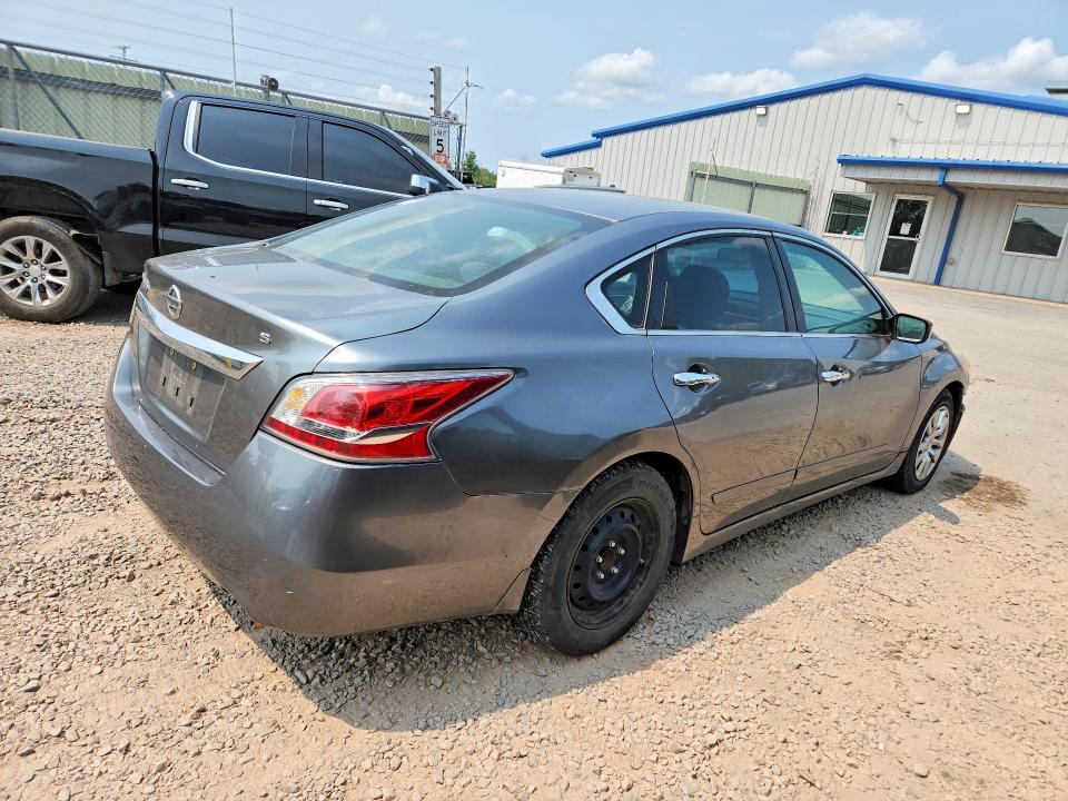 Продаж на аукціоні авто 2015 Nissan Altima, vin: 1N4AL3AP2FC297813, номер лоту: 64782536