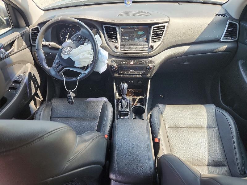 2017 Hyundai Tucson მანქანა იყიდება აუქციონზე, vin: KM8J33A42HU480007, აუქციონის ნომერი: 64477776