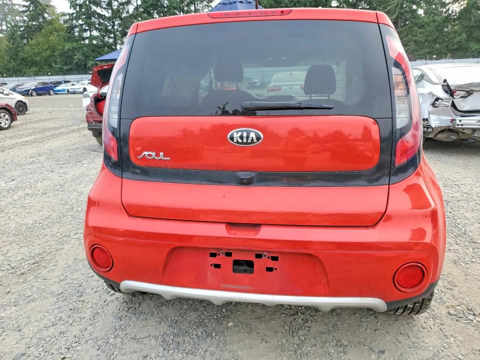 65206166 :رقم المزاد ، KNDJP3A5XJ7611299 vin ، 2018 Kia Soul مزاد بيع