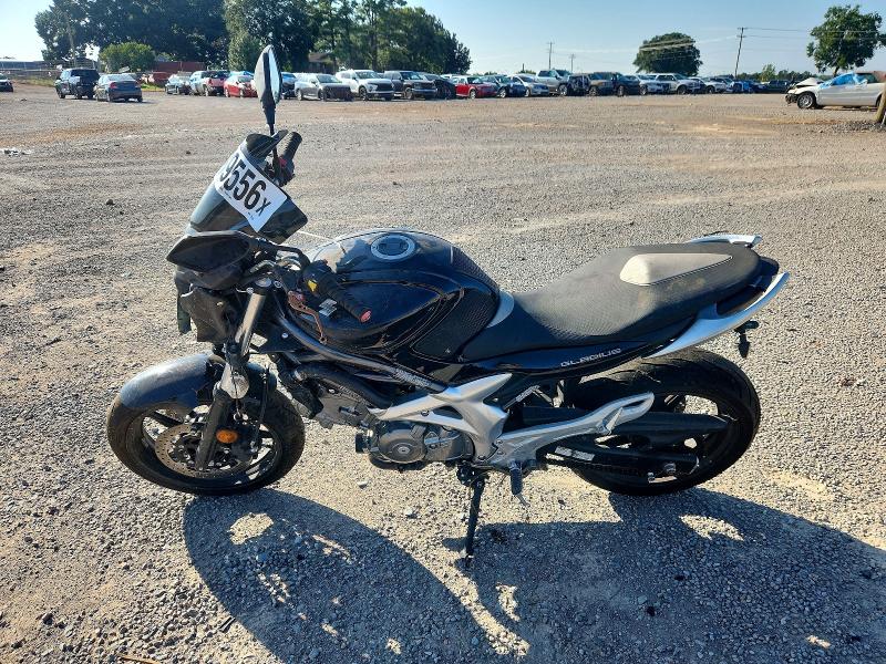 66489556 :رقم المزاد ، JS1VP55A992101419 vin ، 2009 Suzuki Sfv650 مزاد بيع