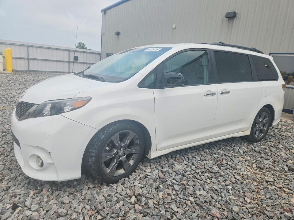 63423346 :رقم المزاد ، 5TDXK3DC3ES512726 vin ، 2014 Toyota Sienna مزاد بيع
