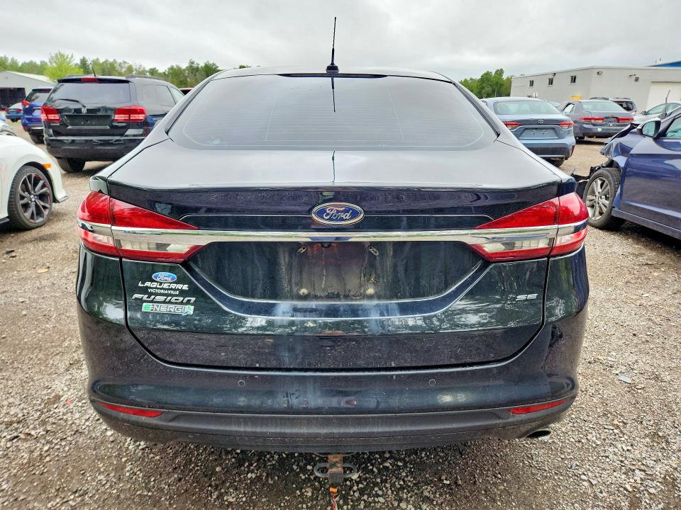 66245736 :رقم المزاد ، 3FA6P0PU1HR327328 vin ، 2017 Ford Fusion مزاد بيع
